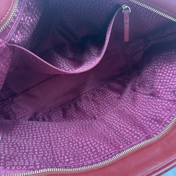 Kate Spade Margareta Penn Place XL Tote Leather Bag Train Car Red Good Condition - Picture 9 of 13